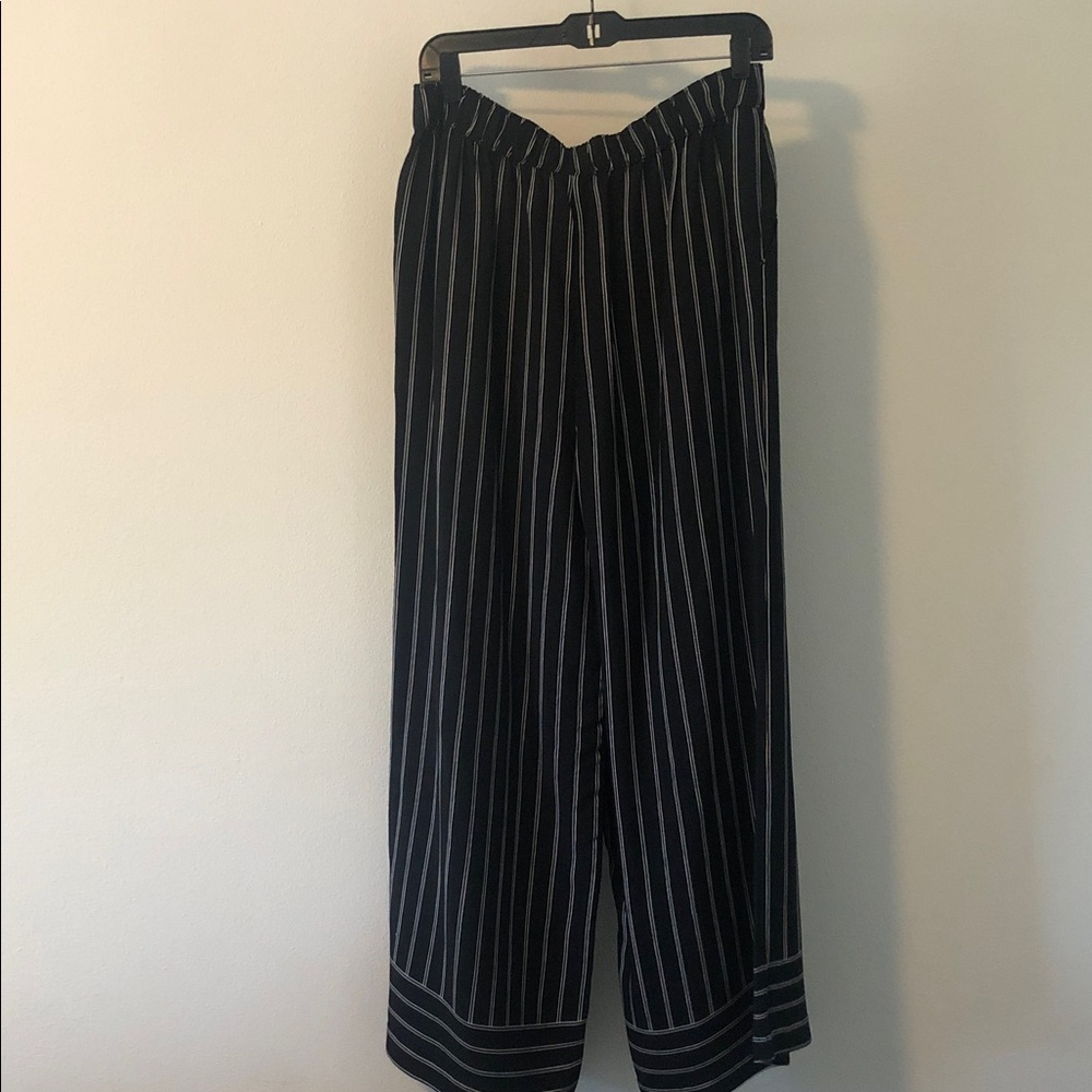 Loft Pants - Picture 4 of 6